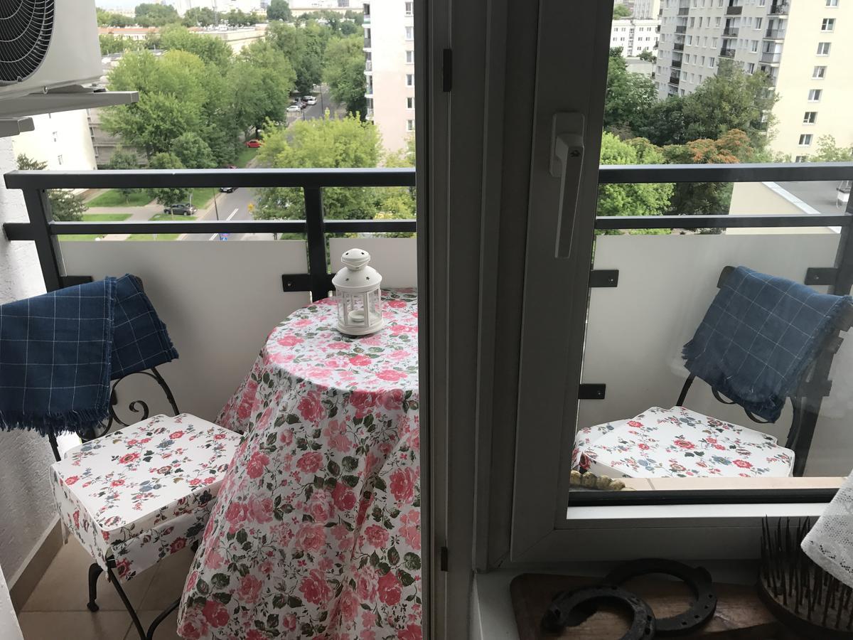 Appartement Apartament Karmelicka 19 Muzeum Polin à Varsovie Extérieur photo
